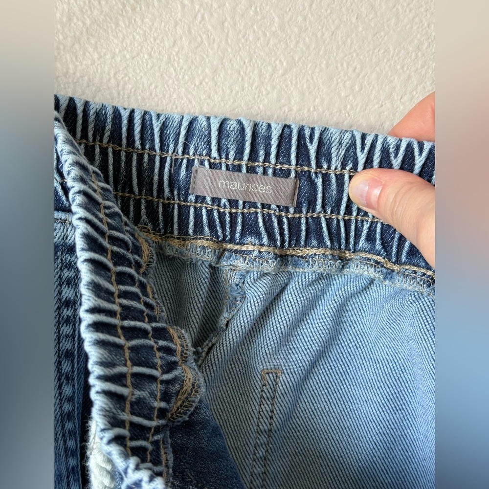 Maurices Blue Denim Drawstring Shorts Womens Size M Elastic Waistband - Picture 2 of 4